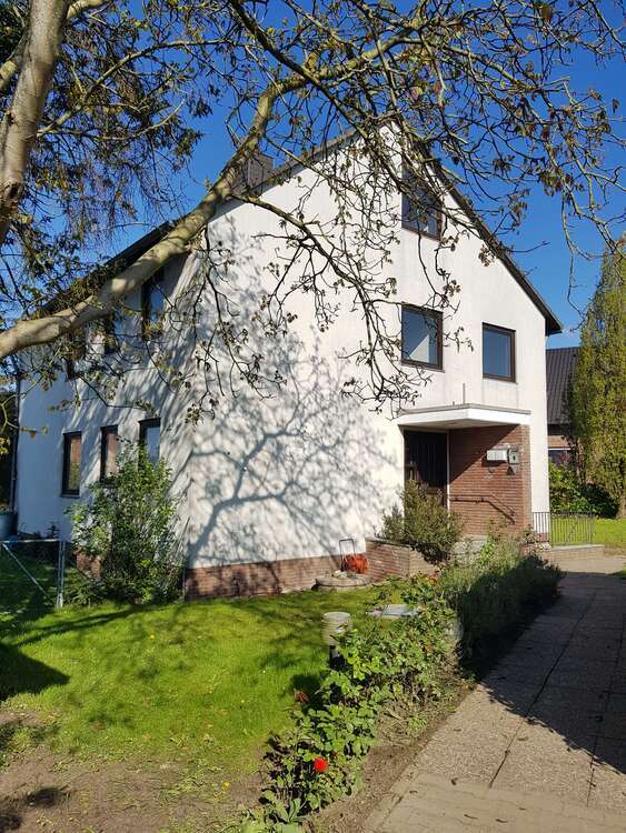 Haus zum Kaufen in Springe 435.000 € 220 m²