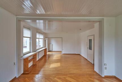 Wohnung Hannover Vahrenwald-List - 4 Zimmer, 132 m&sup2;, 925&euro; | Angebot:26516027