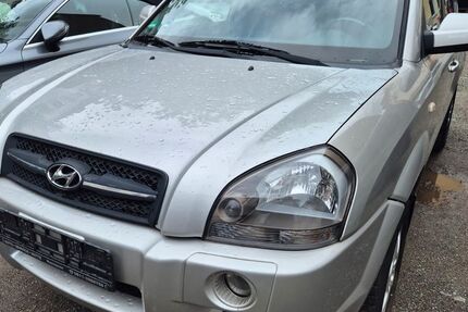 Hyundai TUCSON 124.400 km 3.500 &euro; Hannover 30519