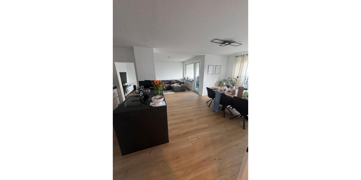 Etagenwohnung Hannover Ricklingen - 4 Zimmer, 110 m&sup2;, 330.000&euro; | Angebot:26058977