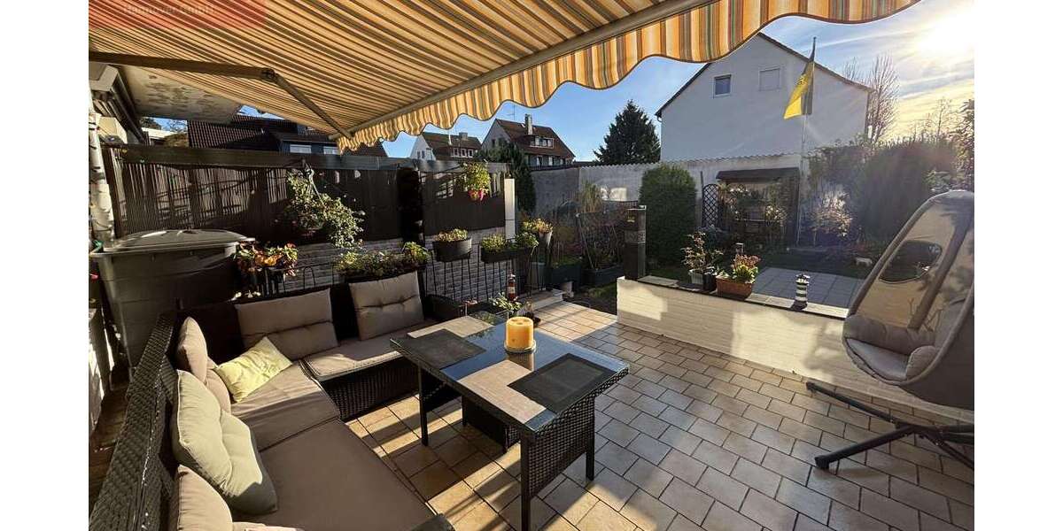 Haus zum Kaufen in Seelze 349.000 € 105 m² 5 zimmer