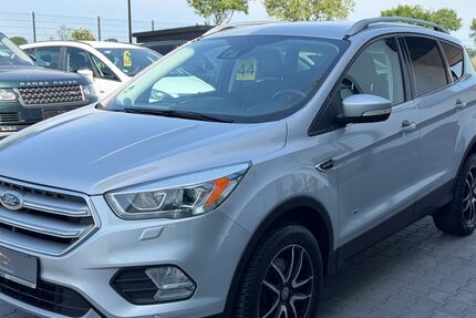 Ford Kuga 119.940 km 11.450 &euro; Barsinghausen ( bei Hannover ) 30890