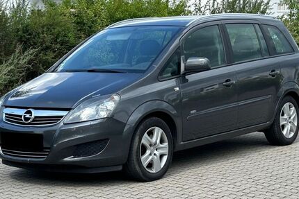 Opel Zafira 159.000 km 5.150 € Burgdorf (bei Hannover) 31303