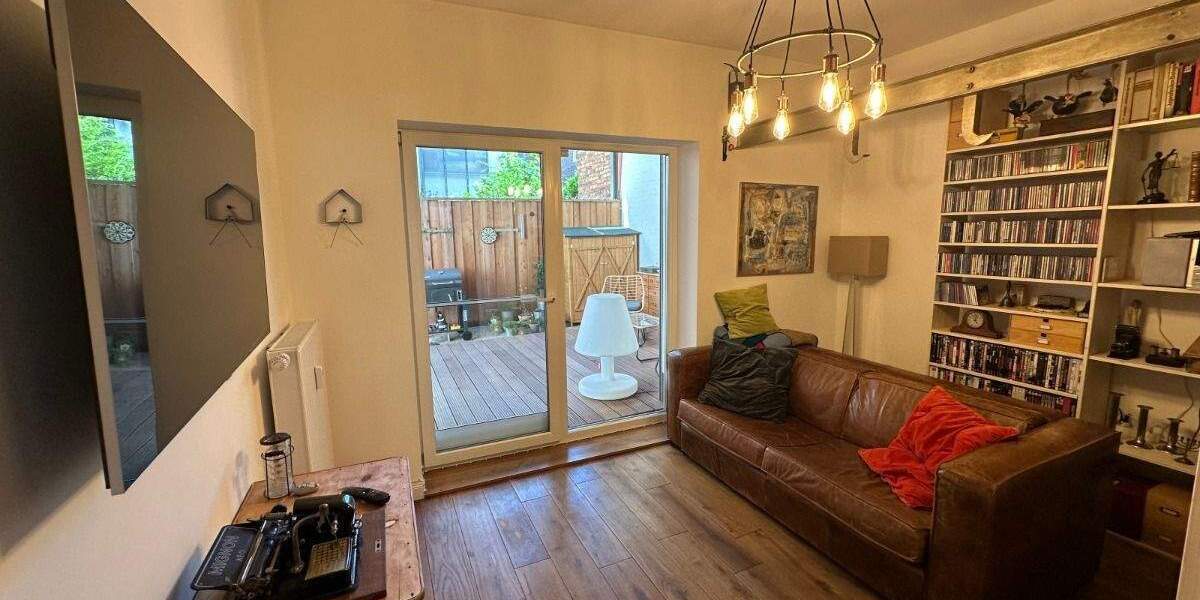 Reihenmittelhaus Hildesheim Ost - 4 Zimmer, 151 m&sup2;, 299.000&euro; | Angebot:25775109