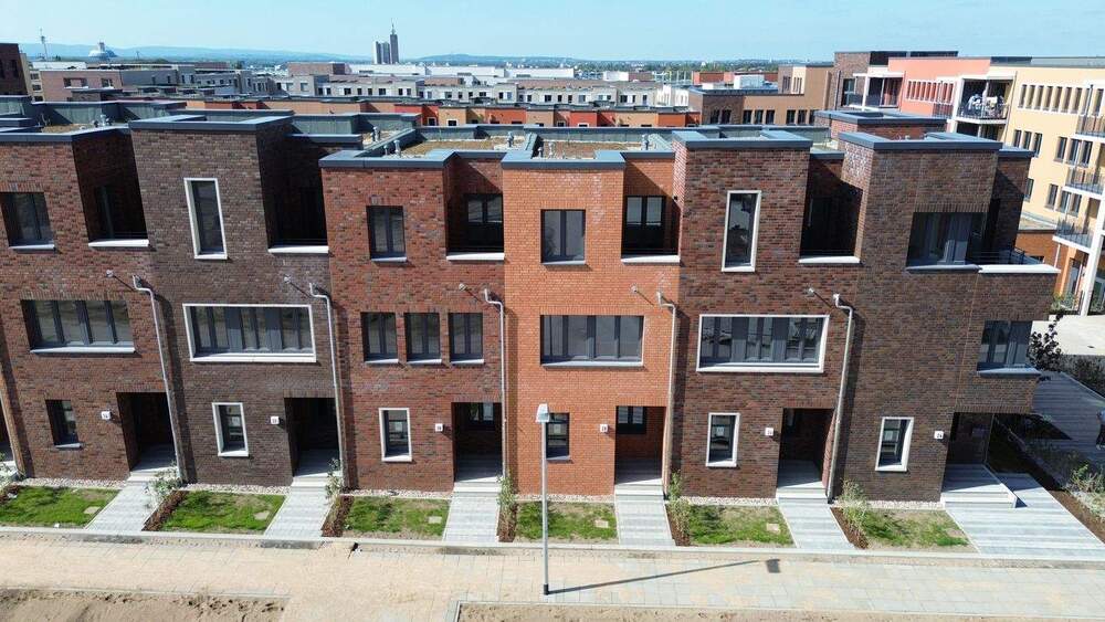 Mehrfamilienhaus, Wohnhaus Hannover Bemerode - 5 Zimmer, 131 m&sup2;, 1.750&euro; | Angebot:25211710