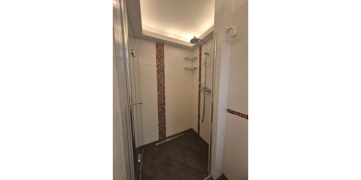 Reihenhaus Garbsen - 5.5 Zimmer, 135 m&sup2;, 360.000&euro; | Angebot:27229418