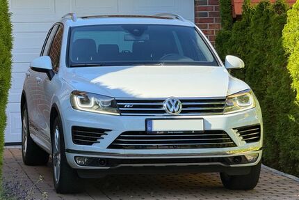 VW Touareg 111.900 km 25.900 &euro; Hildesheim 31139