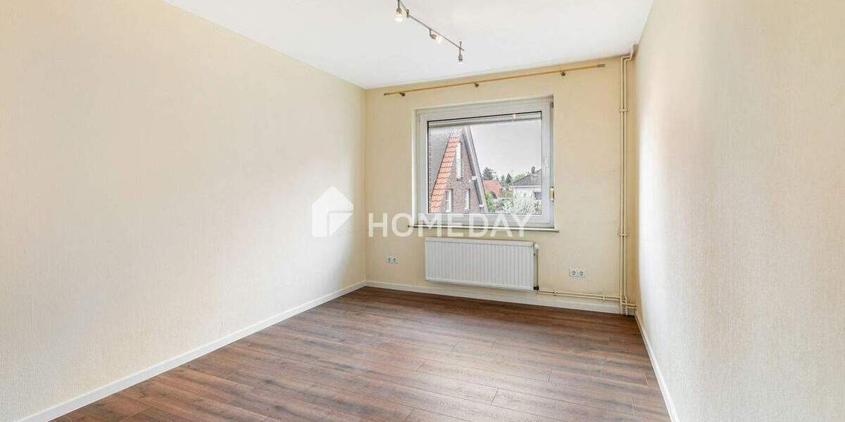 Leerstehendes Ein- bis Zweifamilienhaus mit Keller in Bothfeld 8 zimmer