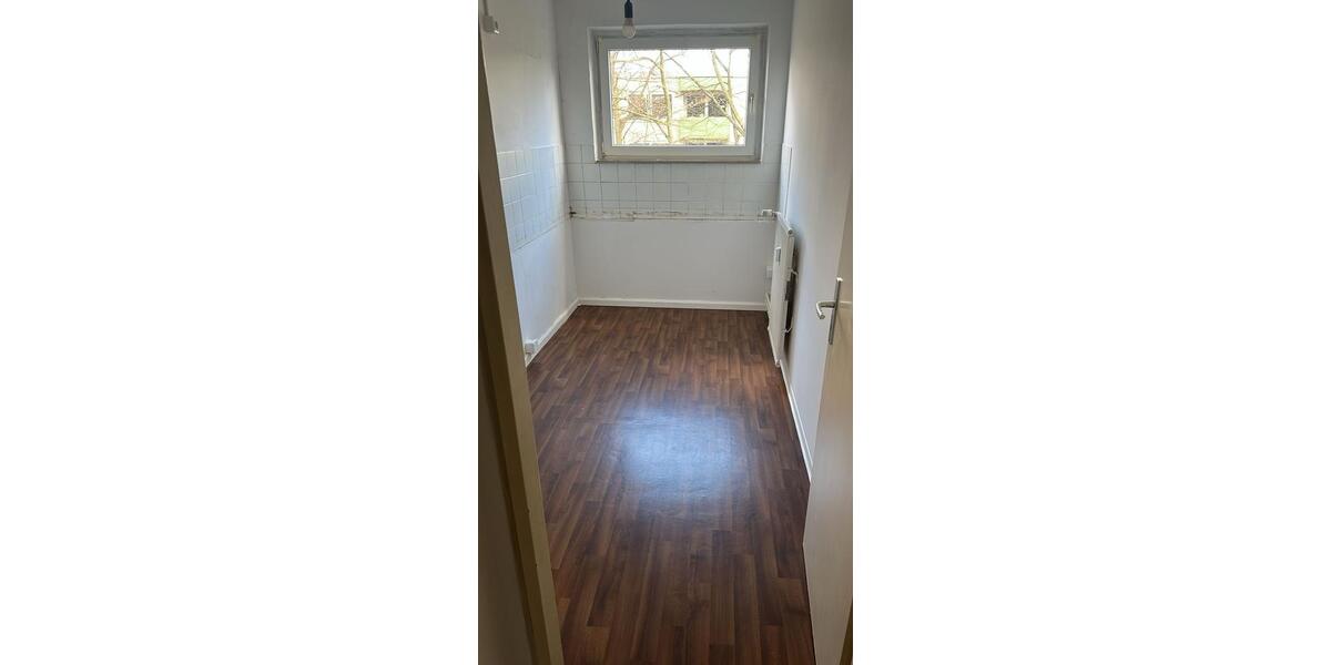 Etagenwohnung Laatzen - 3 Zimmer, 76 m&sup2;, 614&euro; | Angebot:26350986