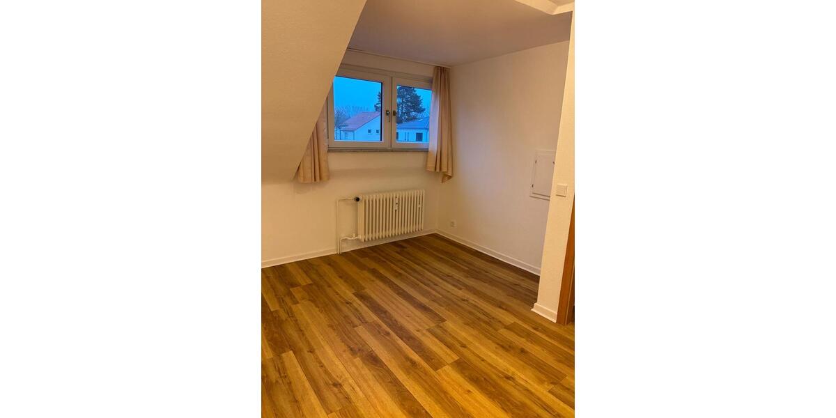 Helle 2,5-Zimmer-Wohnung mit großem Balkon in Kirchrode 2.5 zimmer