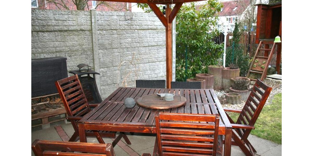 Reihenhaus Laatzen - 6 Zimmer, 150 m&sup2;, 1.550&euro; | Angebot:25612681