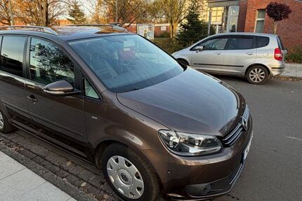 VW Touran 180.000 km 7.100 &euro; Hannover 30179