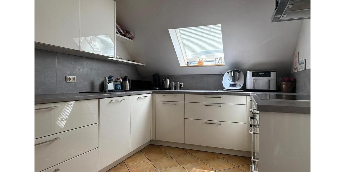 Anwesen 16000qm 2 Häuser Werkstatt Teich Wiesen Wald Burgwedel zimmer