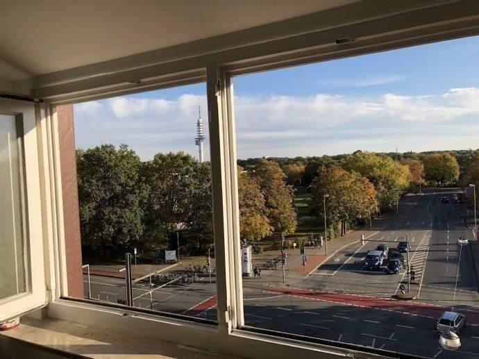 *Sanierte Wohnung in der List zentrumsnah mit guter Anbindung optional mit Dachboden 180 m2 mit zu vermieten * 1 zimmer