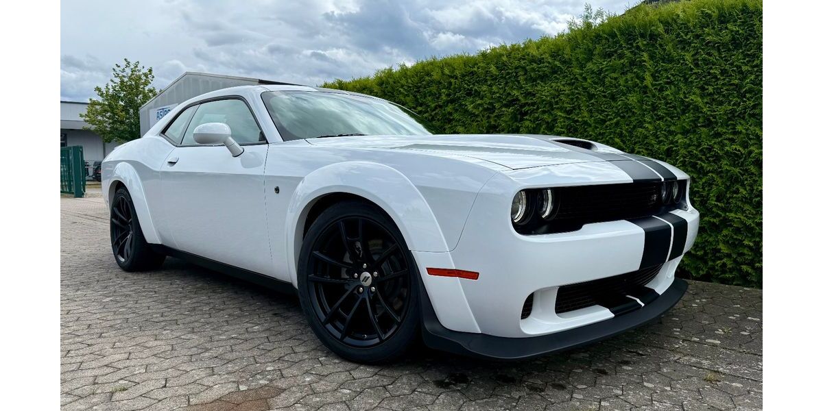 Dodge Challenger 14.800 km 35.999 € Burgwedel 30938