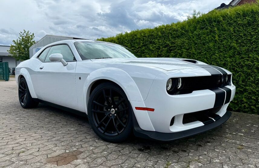 Dodge Challenger 14.800 km 36.999 € Burgwedel 30938
