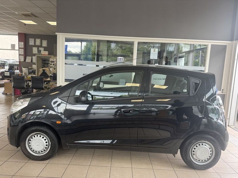 Chevrolet Spark 89.997 km 3.990 € Hannover 30419