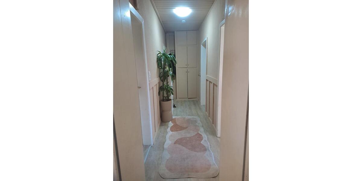 Erdgeschoßwohnung Hannover Herrenhausen-Stöcken - 4 Zimmer, 82 m&sup2;, 1.150&euro; | Angebot:27551258