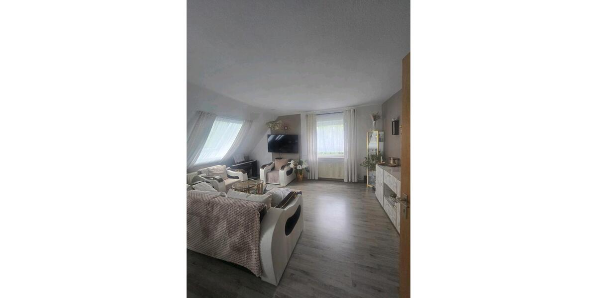 Dachgeschoßwohnung Bad Münder am Deister - 3 Zimmer, 74 m&sup2;, 785&euro; | Angebot:27587359