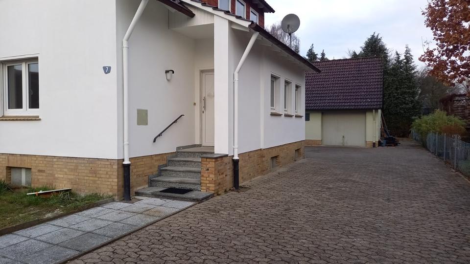 Dachgeschoßwohnung Burgdorf - 3 Zimmer, 65 m&sup2;, 700&euro; | Angebot:24724383