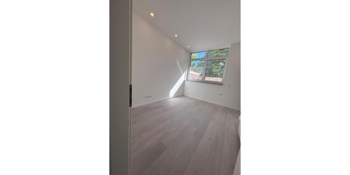 Terrassenwohnung Hannover Bothfeld-Vahrenheide - 2 Zimmer, 60 m&sup2;, 1.247&euro; | Angebot:26414950
