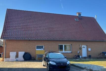 Einfamilienhaus mit Ausbaupotenntial in Eilvese 4 zimmer