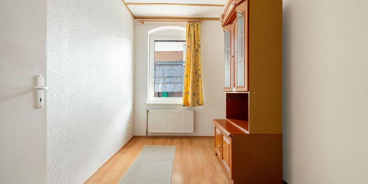 Einfamilienhaus Algermissen - 9 Zimmer, 187 m&sup2;, 320.000&euro; | Angebot:26155550
