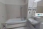 Geschmackvoll gestaltete 2-Zimmer-Wohnung mit sonniger Terrasse, EBK und Badewanne