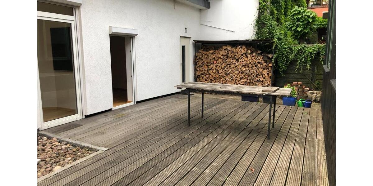 Wunderschönes, großzügiges Haus mit EBK, Sauna, Balkon und Kamin 8 zimmer