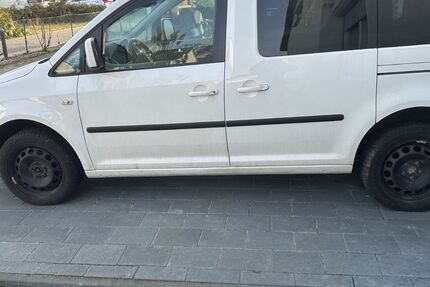 VW Caddy 218.800 km 7.600 &euro; Hannover 30629