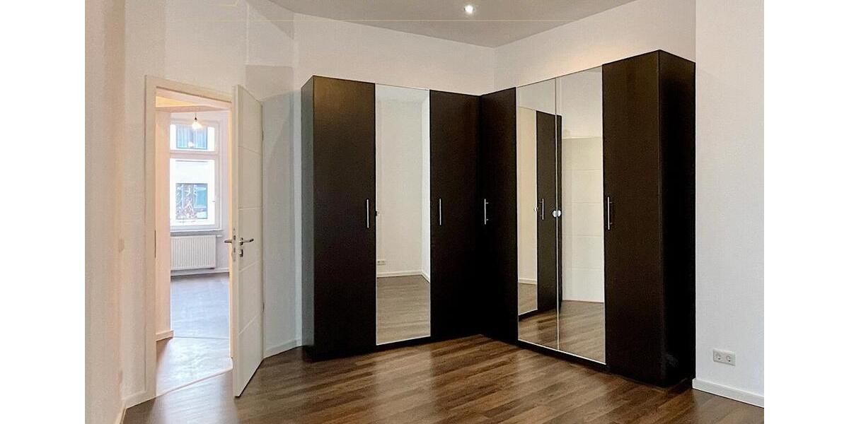 Stilvoll sanierter Altbau – Großzügige 3-Zimmer-Wohnung mit 2 Balkonen 3 zimmer