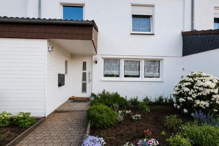 Haus Garbsen - 5.5 Zimmer, 135 m&sup2;, 360.000&euro; | Angebot:27229418