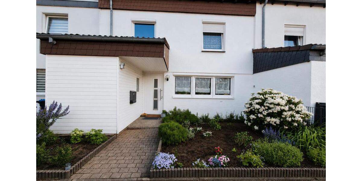 Reihenhaus Garbsen - 5.5 Zimmer, 135 m&sup2;, 360.000&euro; | Angebot:27229418