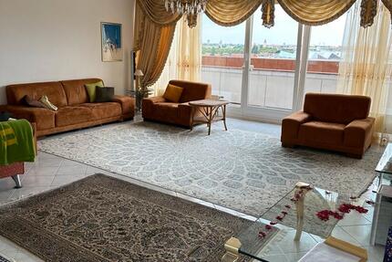 Einzigartige Penthouse Eigentumswohnung großzügig Aussicht 3 zimmer