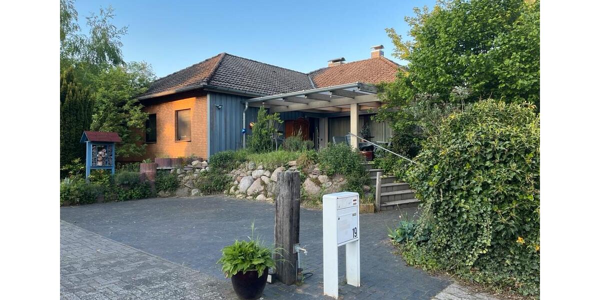 Bungalow Lehrte - 5 Zimmer, 151 m&sup2;, 570.000&euro; | Angebot:26593527