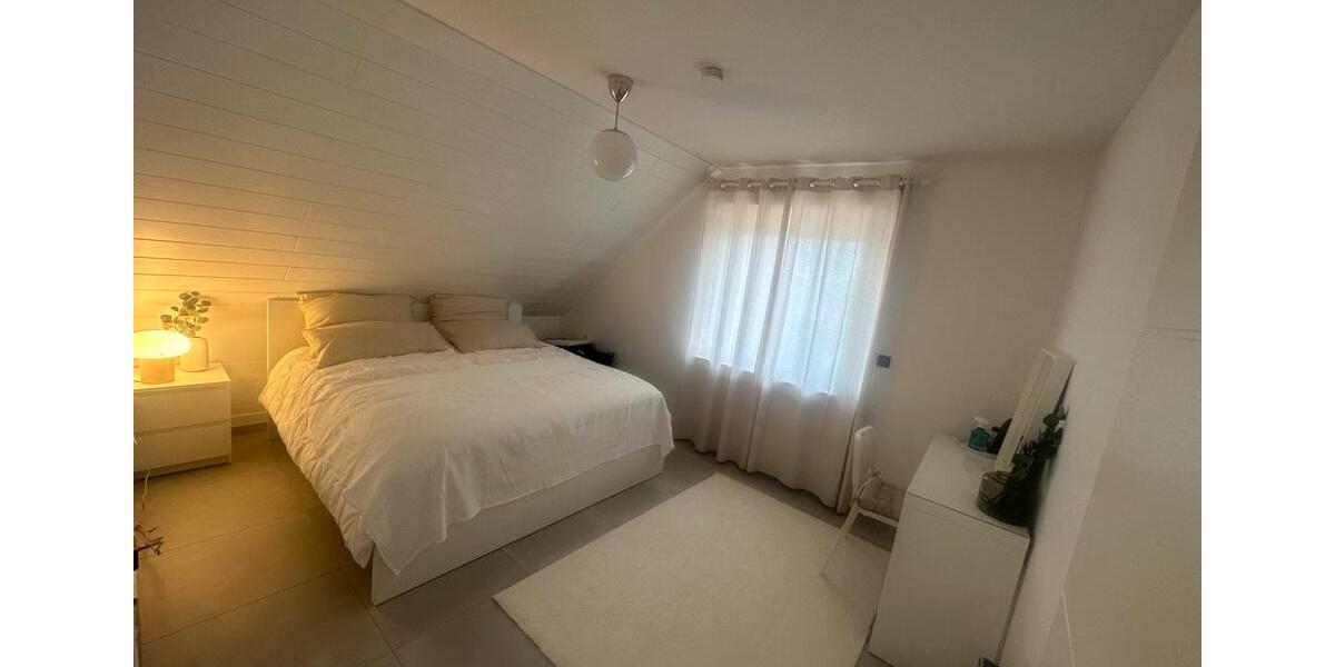Dachgeschoßwohnung Seelze - 3 Zimmer, 89 m&sup2;, 250.000&euro; | Angebot:27622188