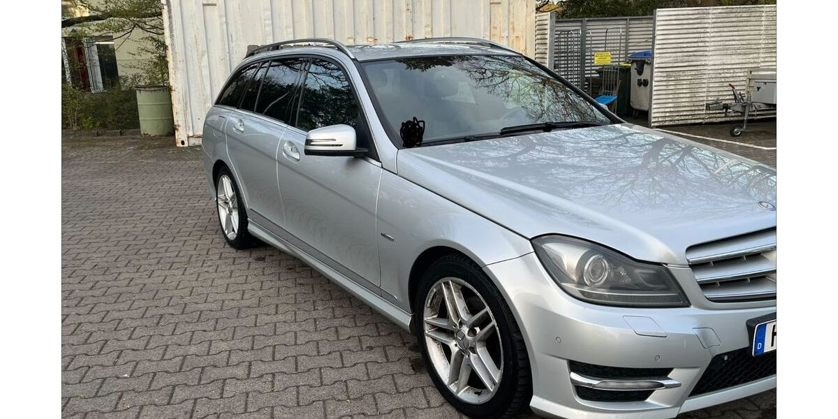 Mercedes-Benz C 250 297.900 km 6.700 &euro; Hannover 30655