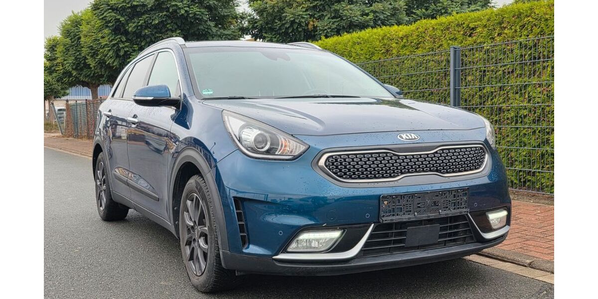 Kia Niro 118.365 km 11.260 € Garbsen 30827