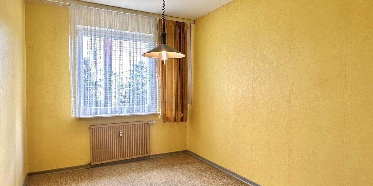 Großzügige 4-Zimmer-Wohnung mit Balkon und viel Potenzial - Ideal für Familien mit Kindern ! 4 zimmer