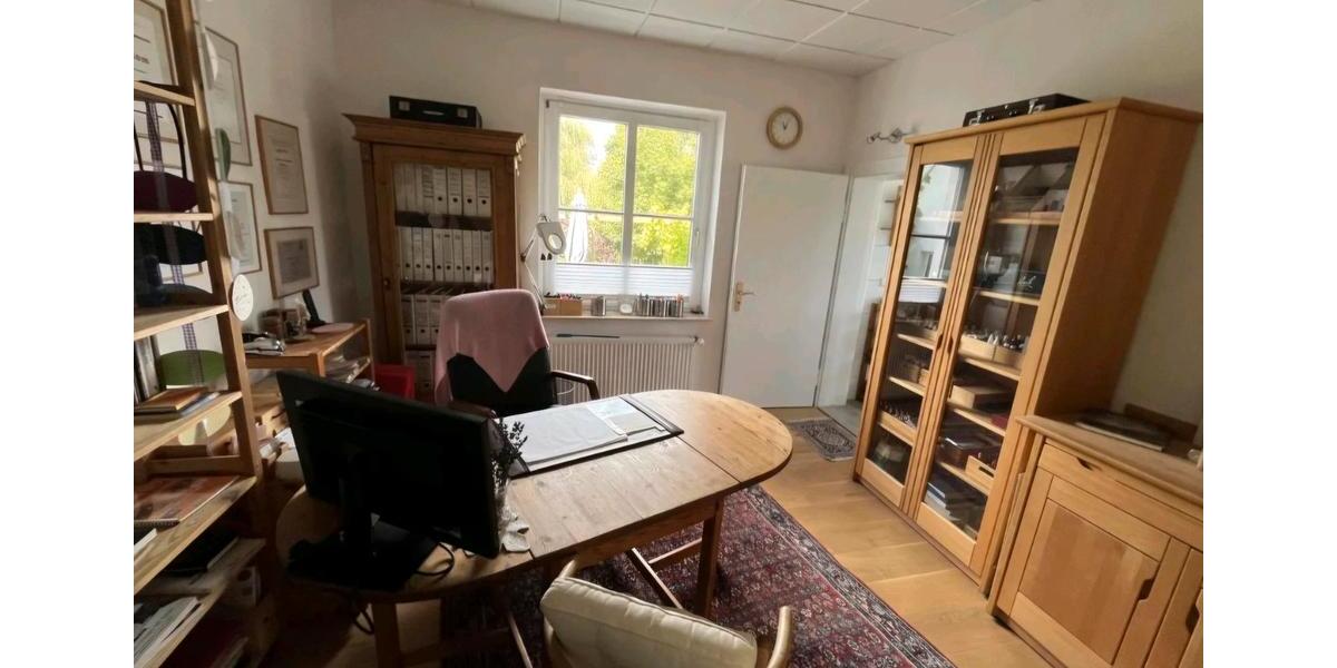 Mehrfamilienhaus, Wohnhaus Isernhagen - 6 Zimmer, 195 m&sup2;, 695.000&euro; | Angebot:26286624