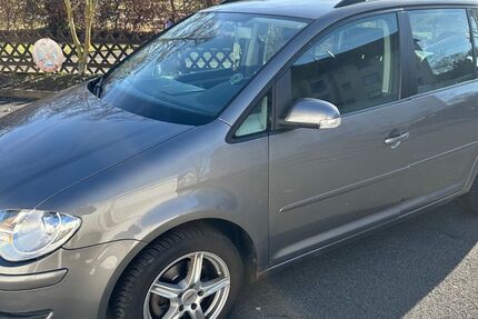 VW Touran 177.000 km 5.299 &euro; Seelze 30926