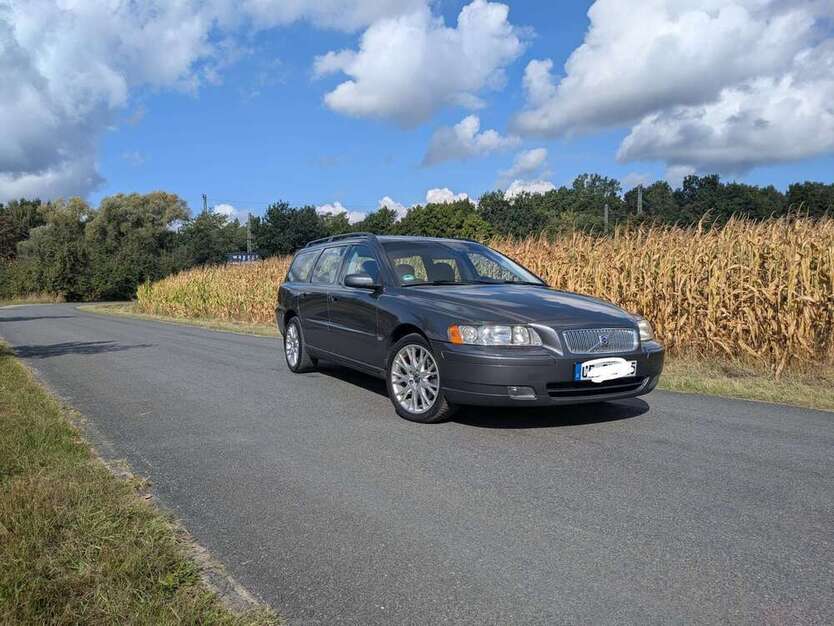 V70
