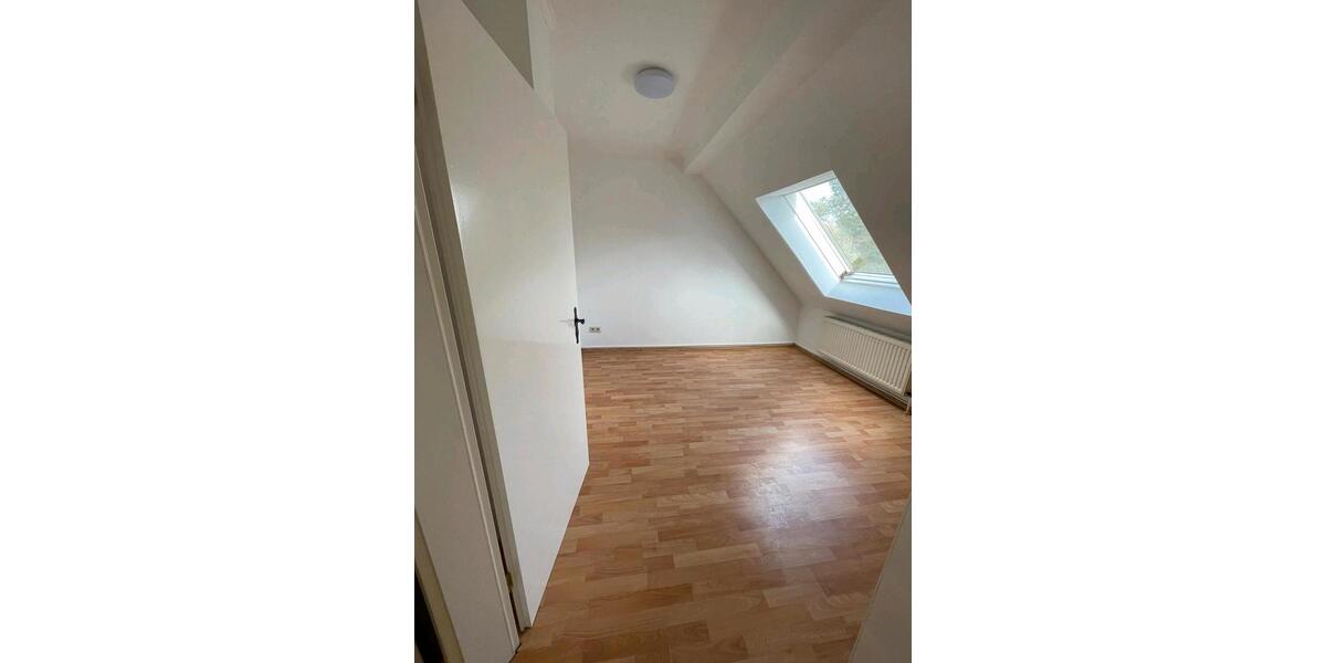 Helle Büroräume Praxis Atelier Hobby Raum zu vermieten zimmer