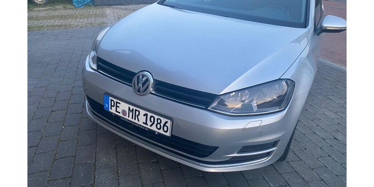 VW Golf 113.000 km 9.450 &euro; Hohenhameln 31249