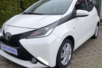 Toyota Aygo (X) 70.000 km 9.999 &euro; Hannover 30179