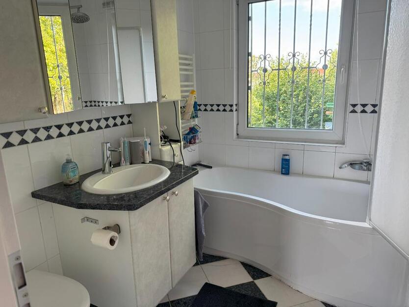 Großzügiges Architektenhaus mit 1-2 Wohneinheiten zimmer