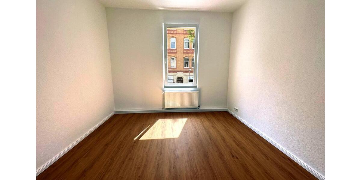 Etagenwohnung Hannover Linden-Limmer - 4 Zimmer, 100 m&sup2;, 1.350&euro; | Angebot:26382276