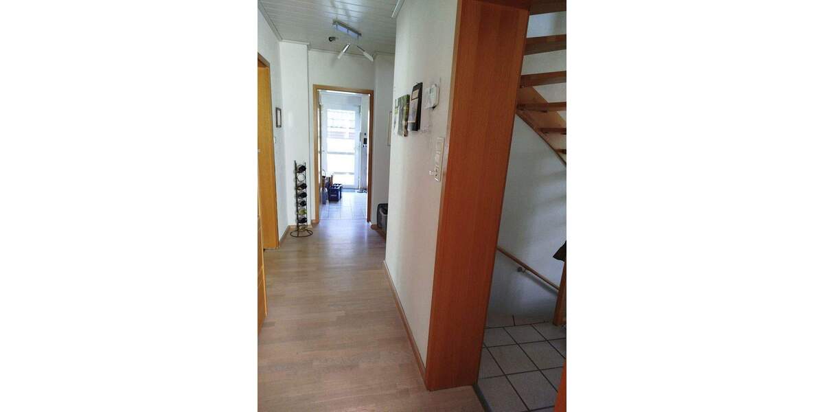 Einfamilienhaus Springe Gestorf - 8 Zimmer, 180 m&sup2;, 430.000&euro; | Angebot:25479032