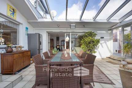 Haus zum Kaufen in Bad Münder am Deister 399.000 € 288.96 m²