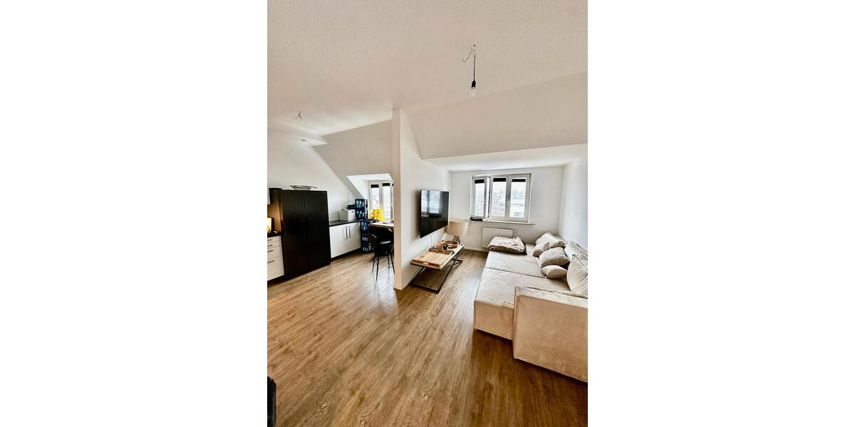 Dachgeschoßwohnung Neustadt am Rübenberge - 3 Zimmer, 82 m&sup2;, 1.053&euro; | Angebot:25349371